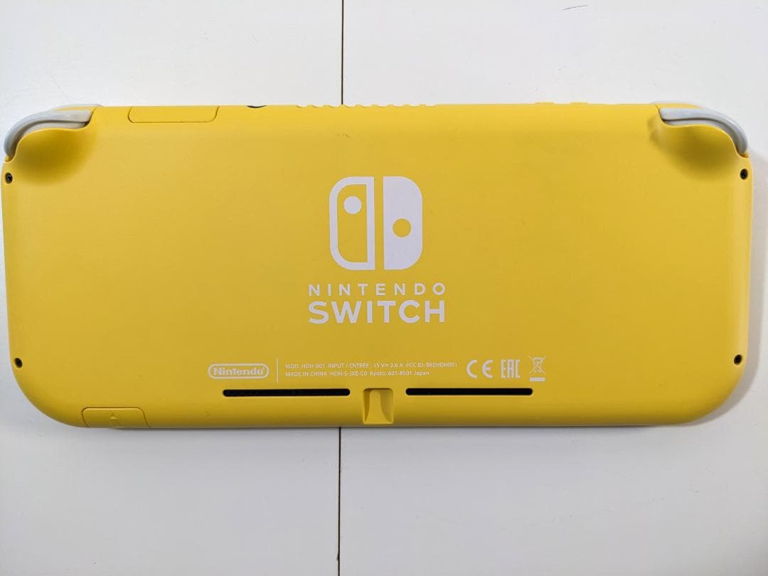 Nintendo Switch Lite イエロー 本体　スイッチライト