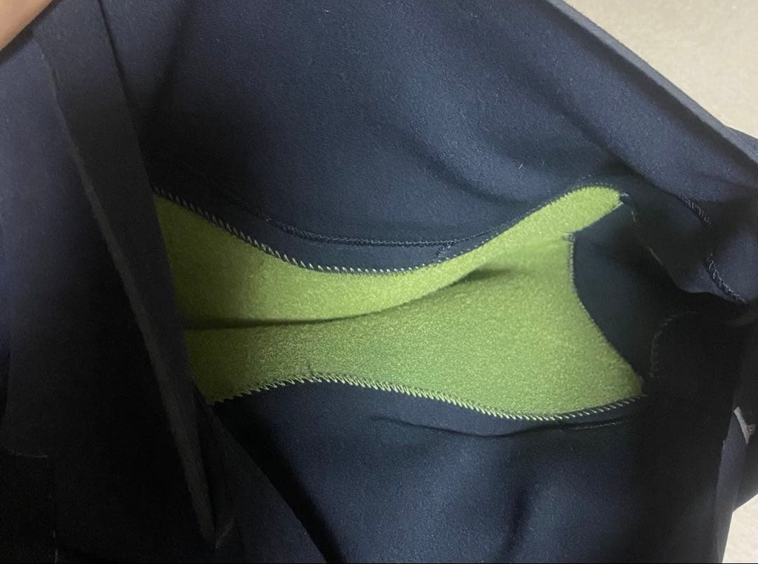 AIRTIGHTウェットスーツ Lサイズ