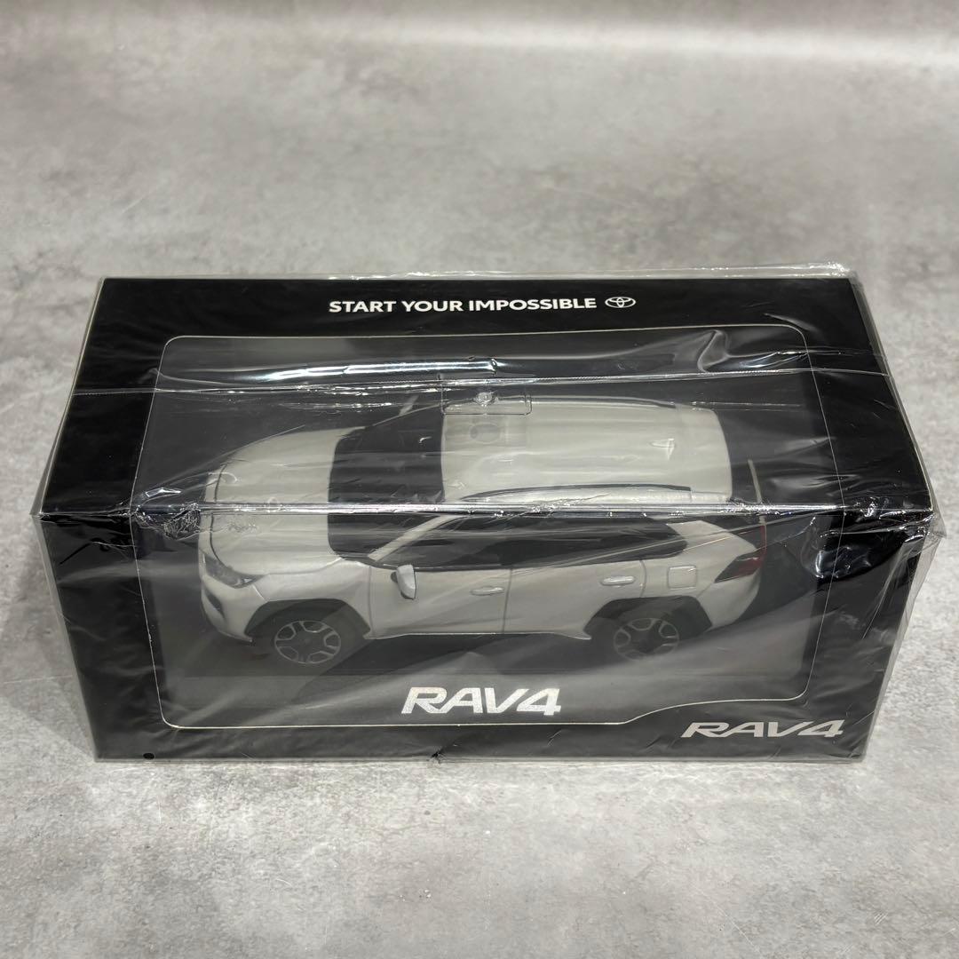 新品　TOYOTA トヨタ　RAV4 ミニカー　希少