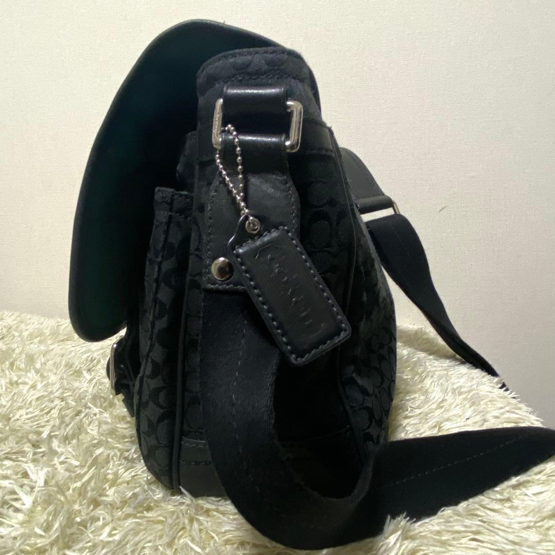 美品✨ コーチ COACH メッセンジャーバッグ シグネチャー 斜め掛け