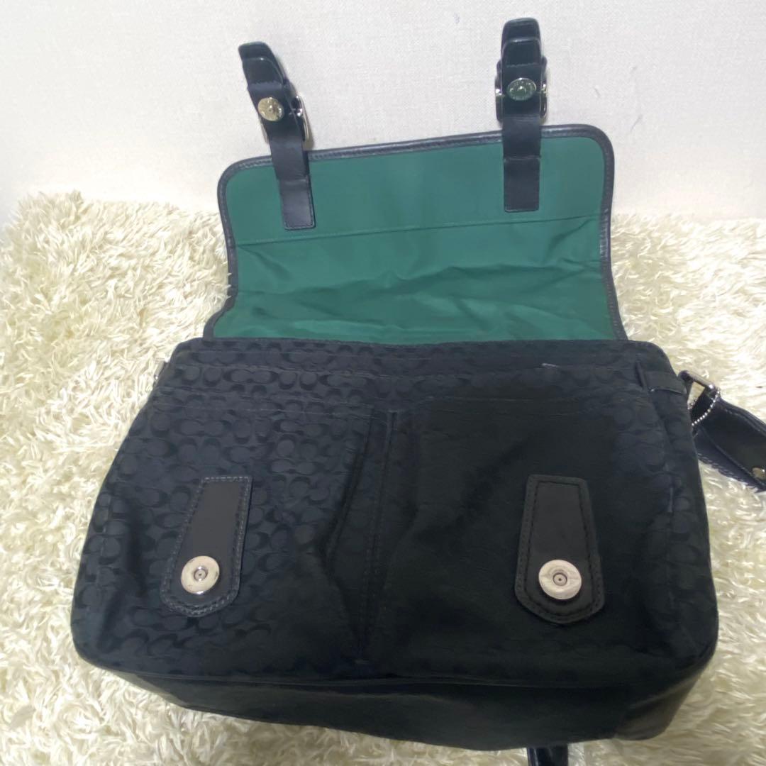 美品✨ コーチ COACH メッセンジャーバッグ シグネチャー 斜め掛け