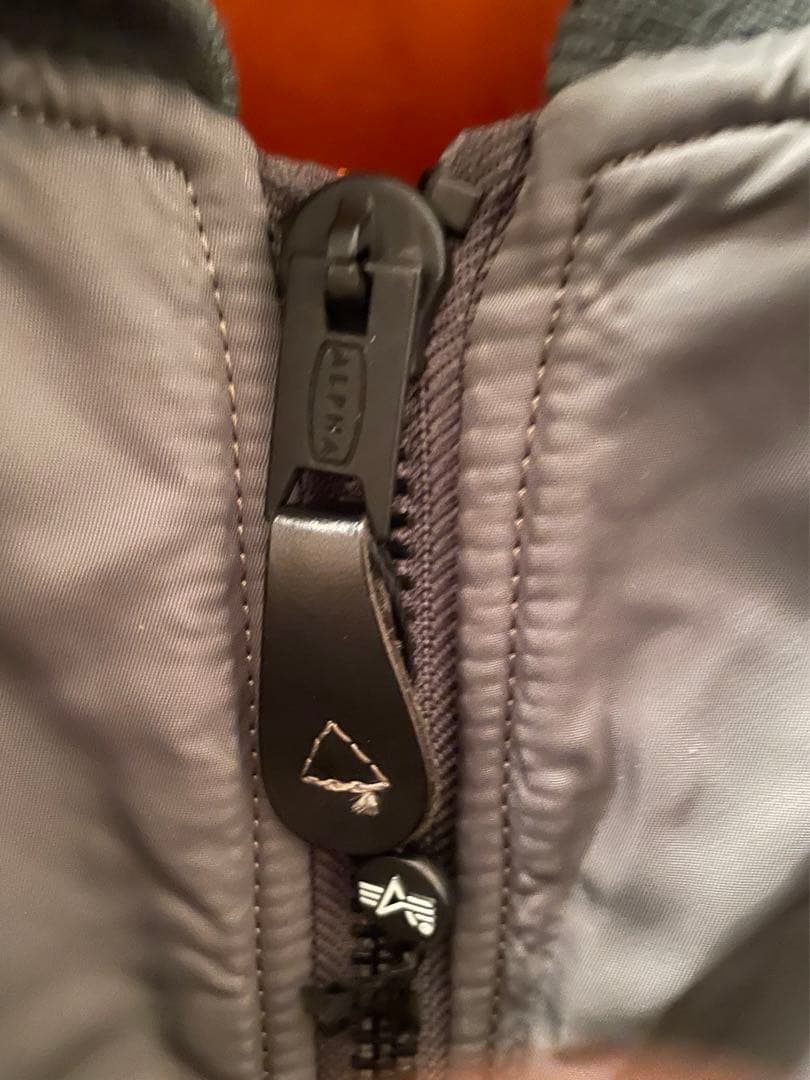 ALPHA MA-1 カーキ