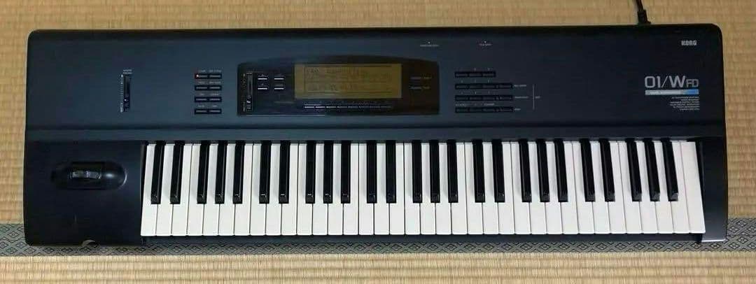 KORG 01/W FD シンセサイザー キーボード コルグ