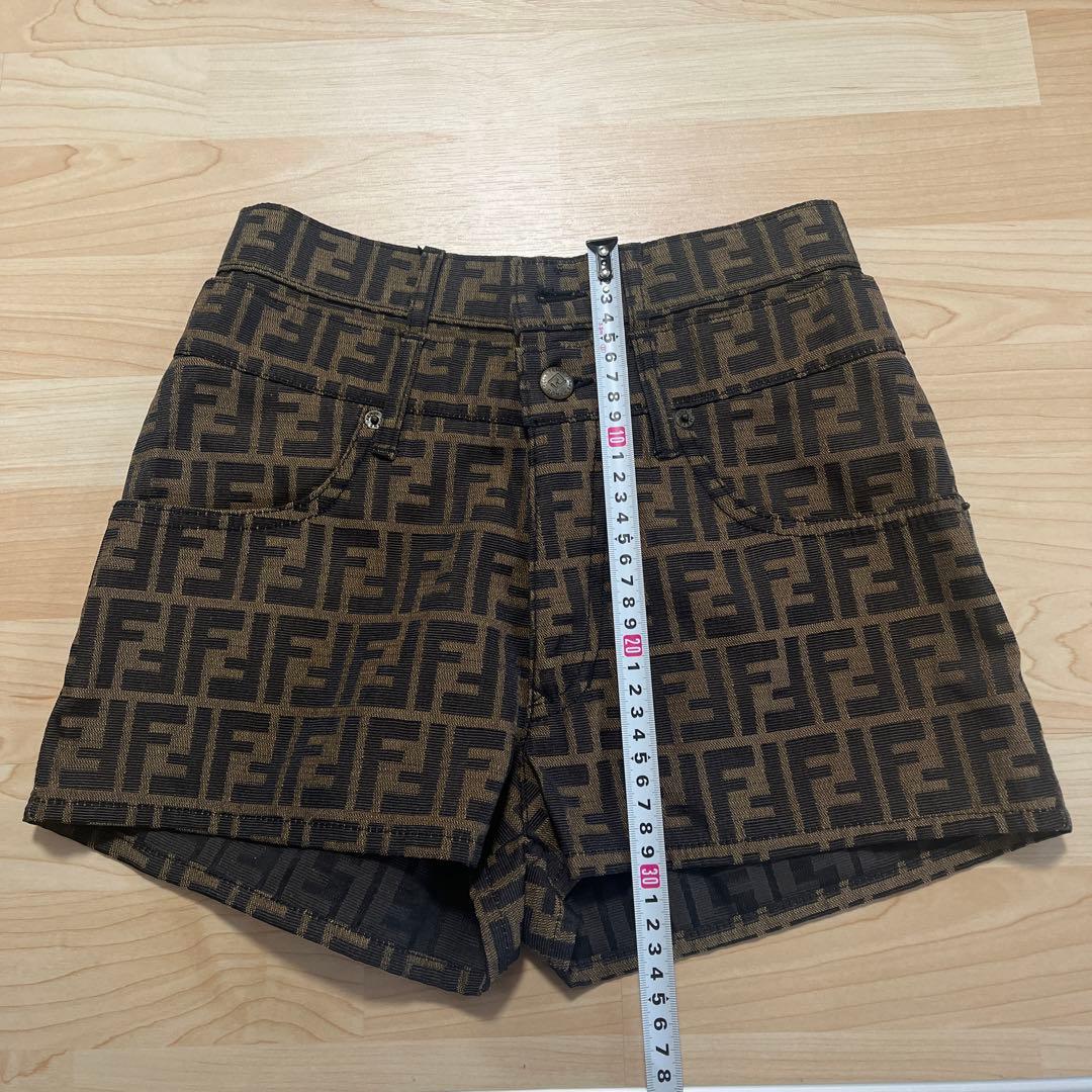 hope　FENDI フェンディ ズッカ柄 ロゴ総柄 ショートパンツ