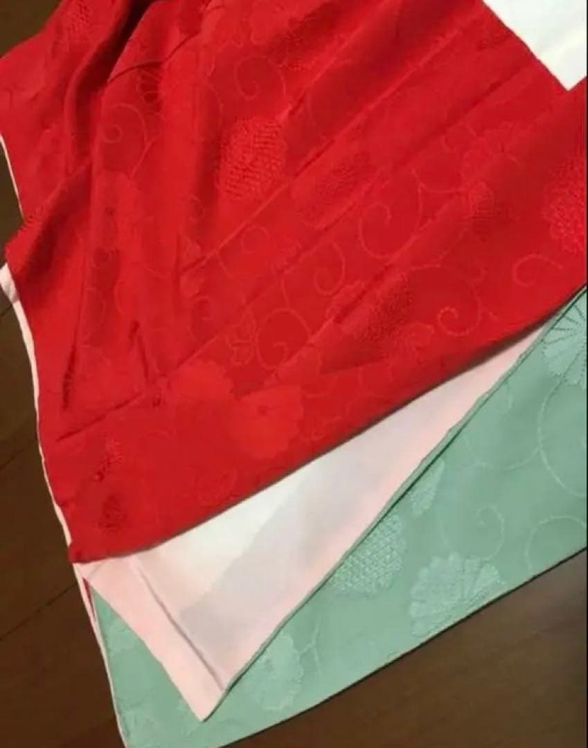 正面　色無地　振袖