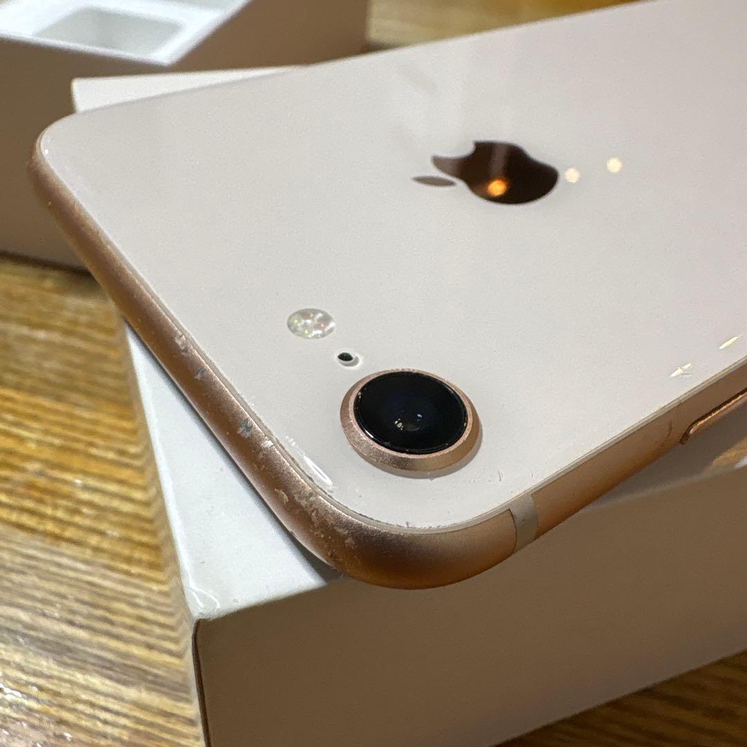 【画面割れ】iPhone 8 Gold 64GB SIMフリー バッテリー86%