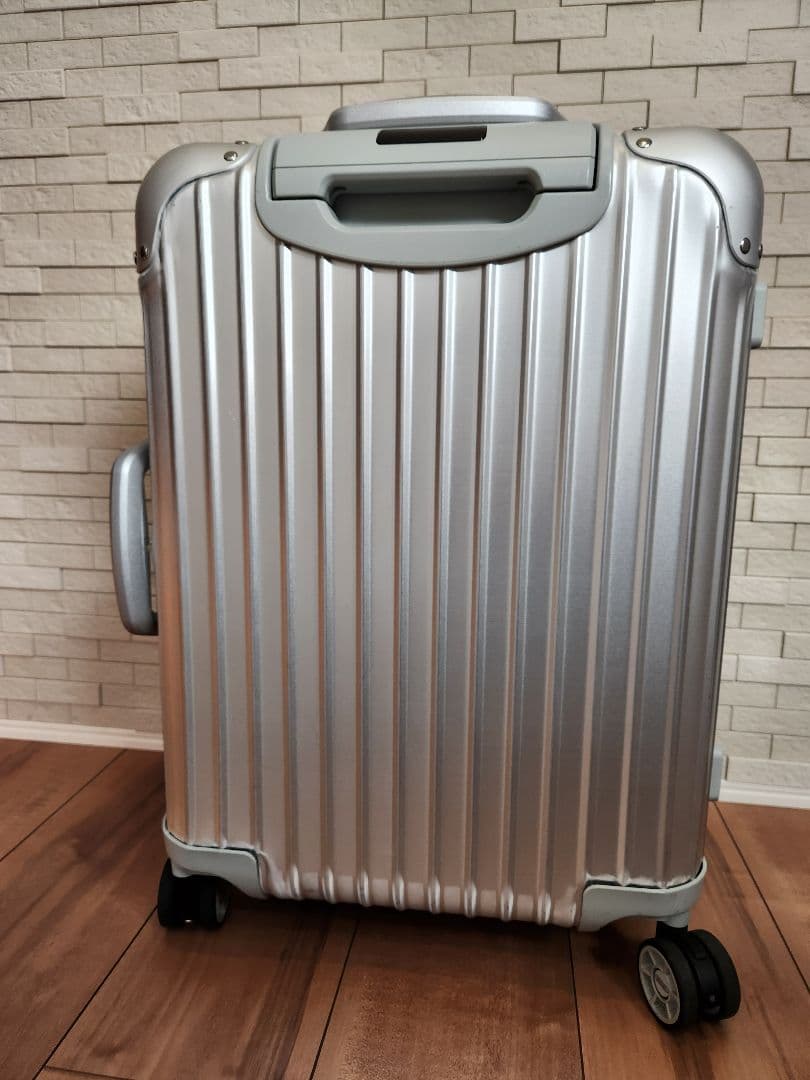 RIMOWA リモワ トパーズ 32L 機内持ち込み可（923.52.00.4）