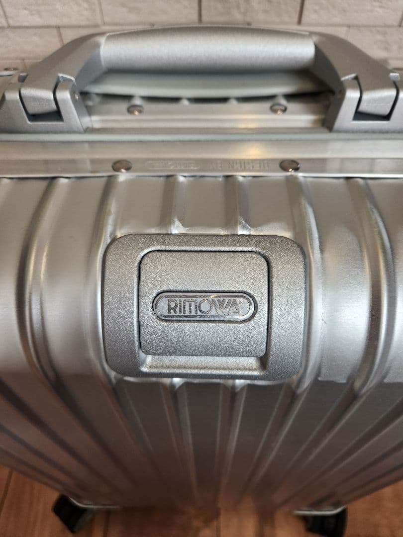 RIMOWA リモワ トパーズ 32L 機内持ち込み可（923.52.00.4）