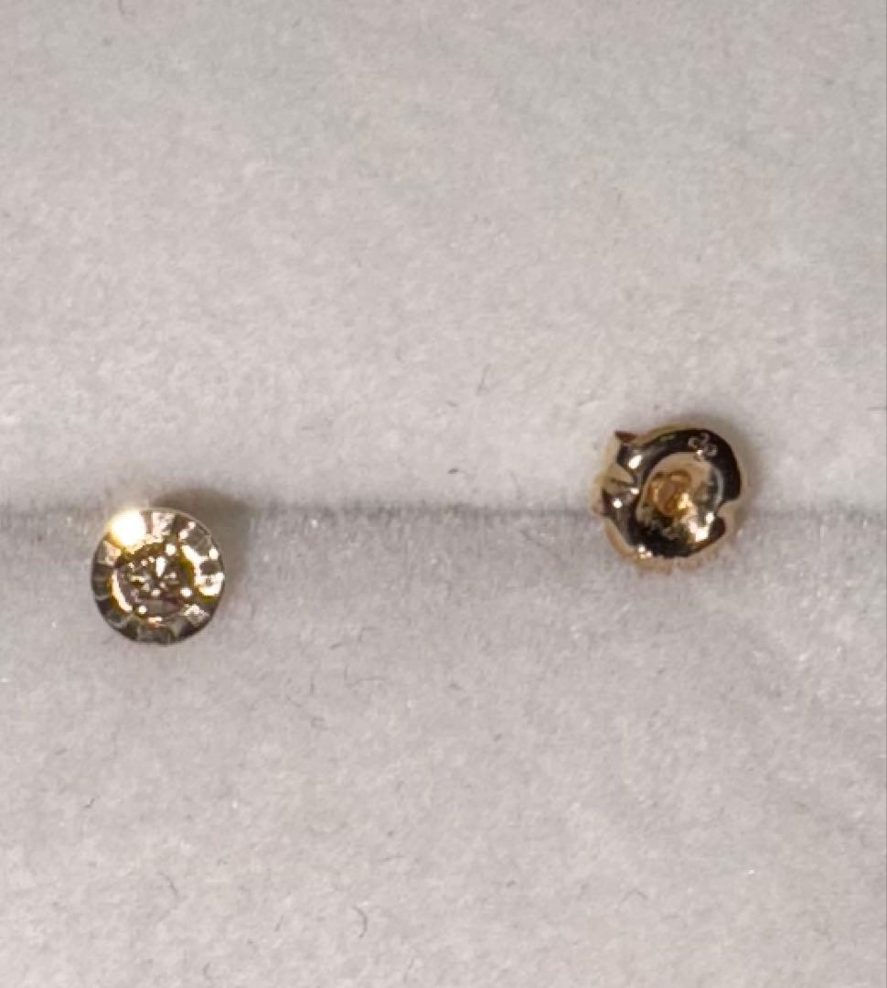 k18 0.03刻印フルーテッド型ピアス
