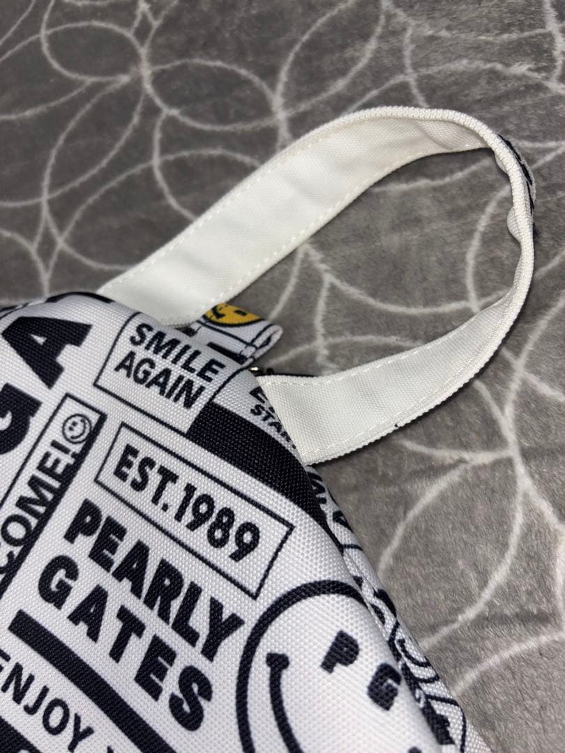 （超美品）パーリーゲイツ 、ニュースペーパー柄、シューズケース、完売品