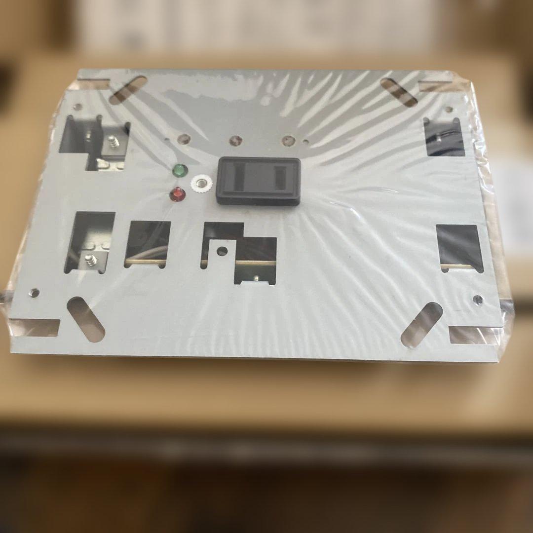 TOA　E-98P 電源カットリレー2台セット（1台はビス無し）