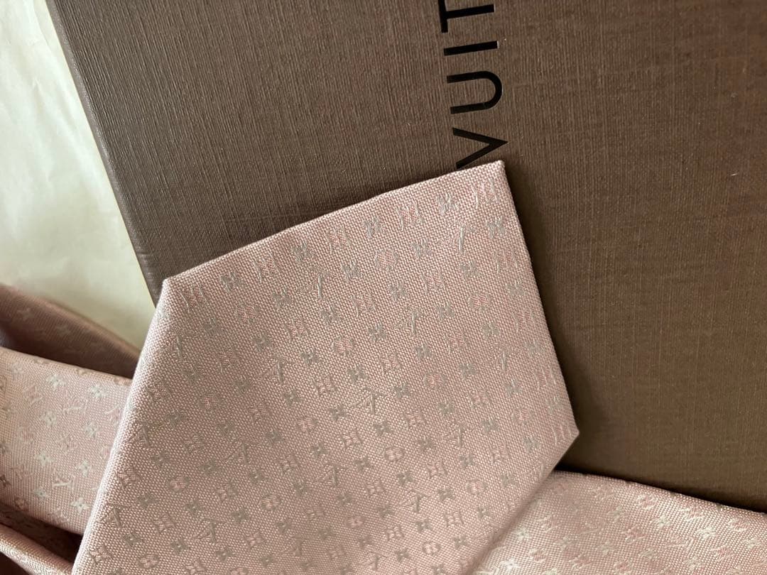 LOUIS VUITTON ルイヴィトン ネクタイ 元箱付 希少デザイン