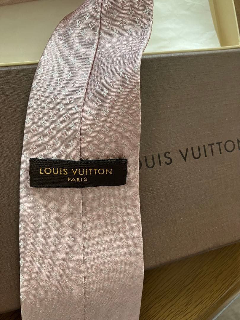 LOUIS VUITTON ルイヴィトン ネクタイ 元箱付 希少デザイン