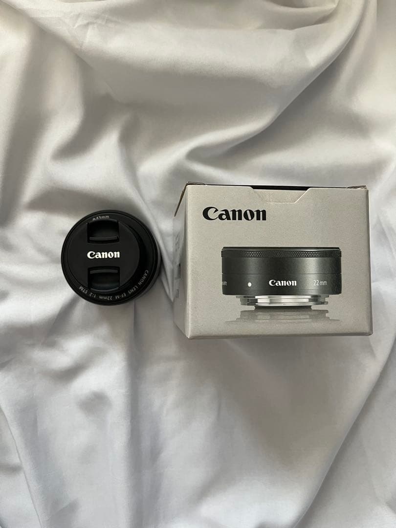 Canon EF-M 22mm F2 STM レンズ