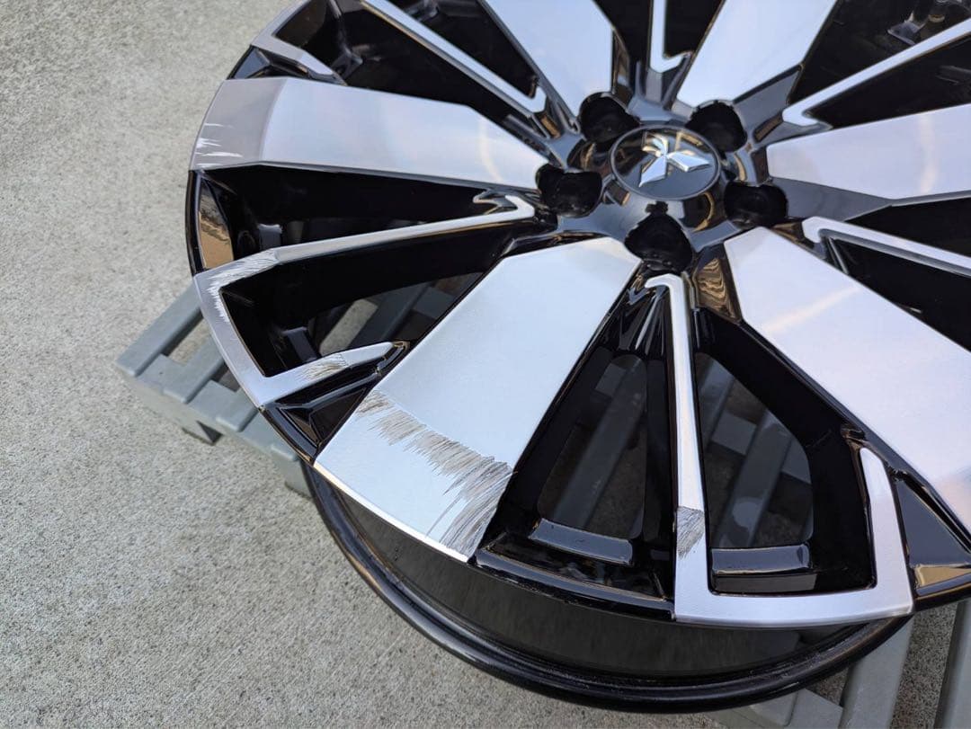 ガリキズありアウトランダー PHEV 20インチ ホイール 1本 20×8J ①