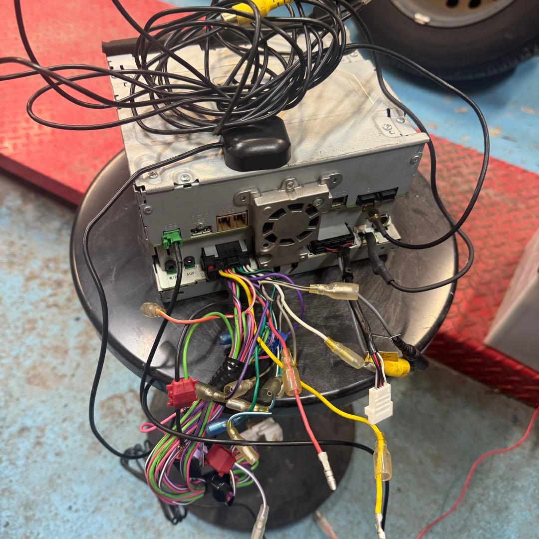 カロッツェリア AVIC-BZ500 動作確認済み ナビゲーション