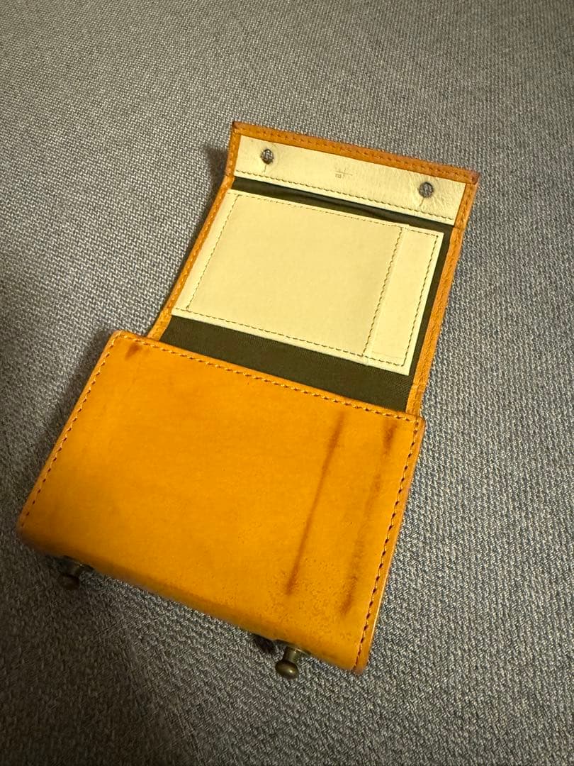 エムピウミッレフォッリエP25 ナポリ