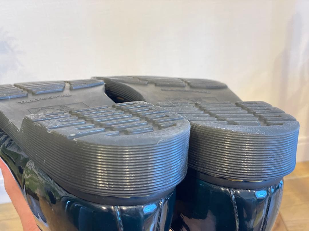 【イギリス購入品】ドクターマーチン ビーガン1461 UK11エナメル　グリーン