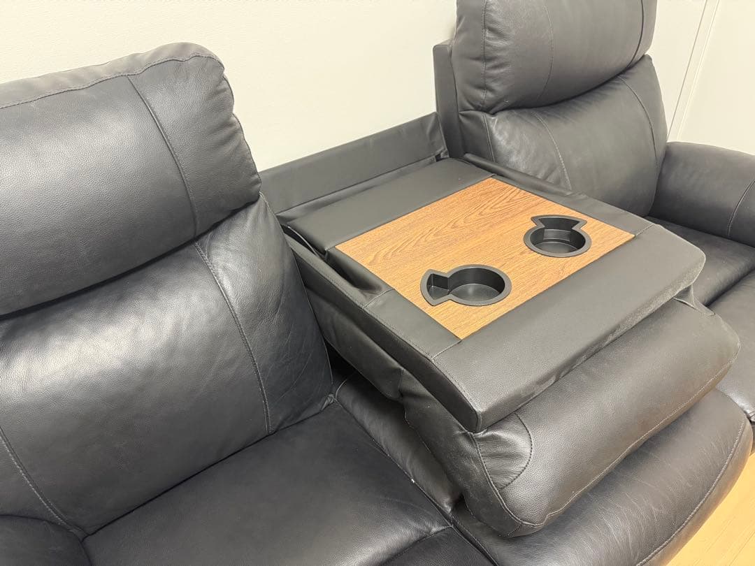 【osu】【ニトリ】3人掛け電動リクライニングソファ テーブル付 本革