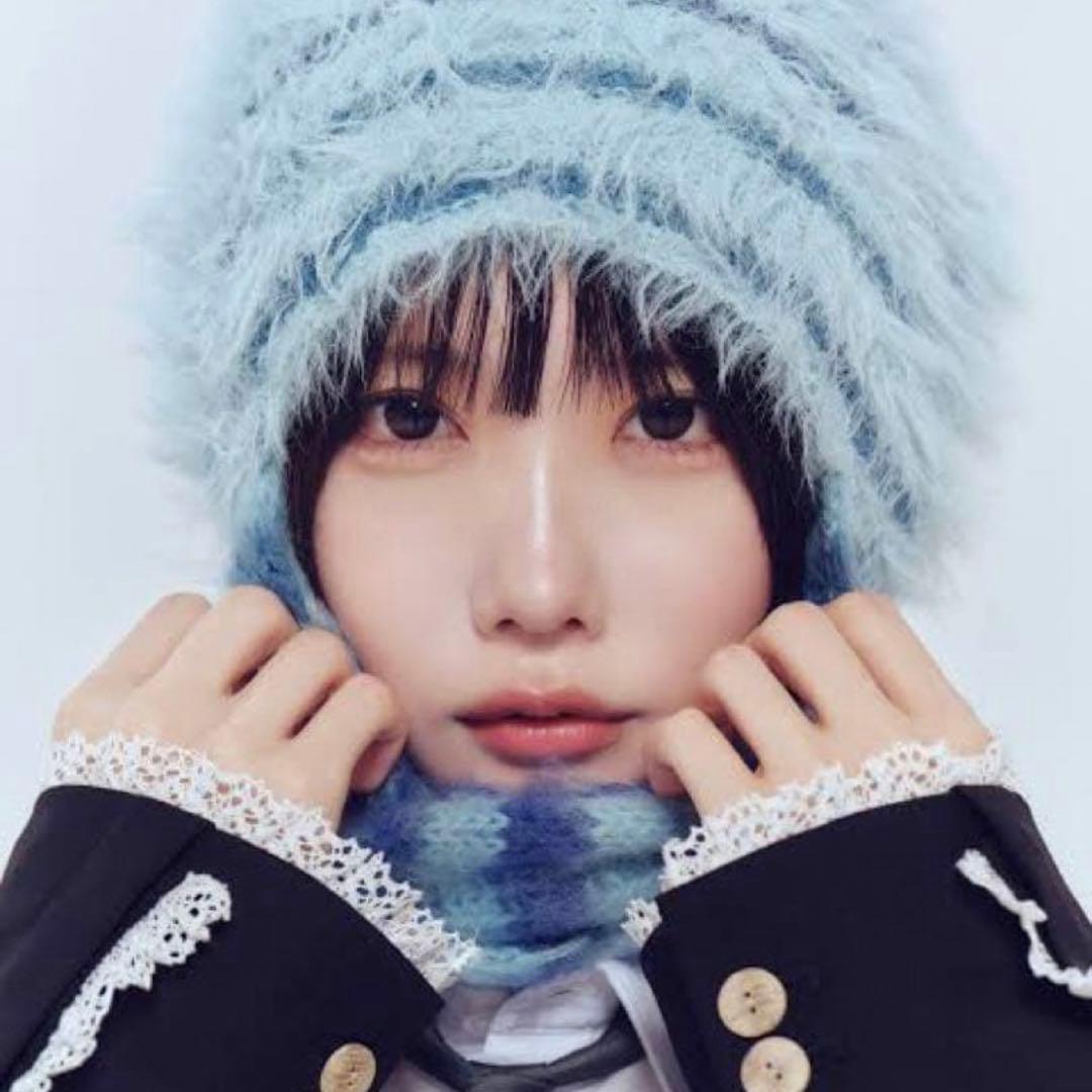 ヘルブラウ　あのちゃん　帽子　ニット　マフラー