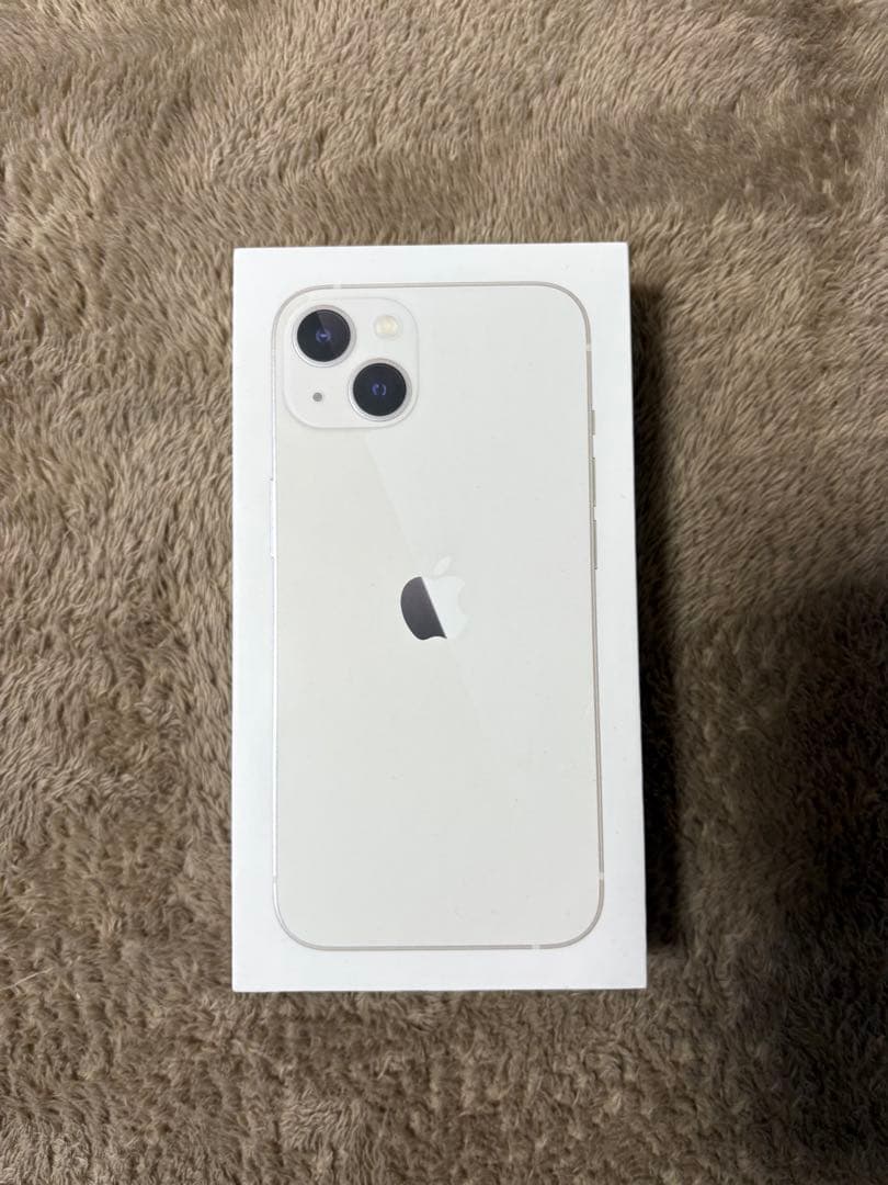 Apple iPhone 13 ホワイト