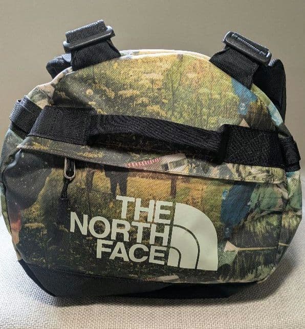 希少美品✨️限定柄　ノースフェイス　ダッフル S セピアブラウンハイカープリント