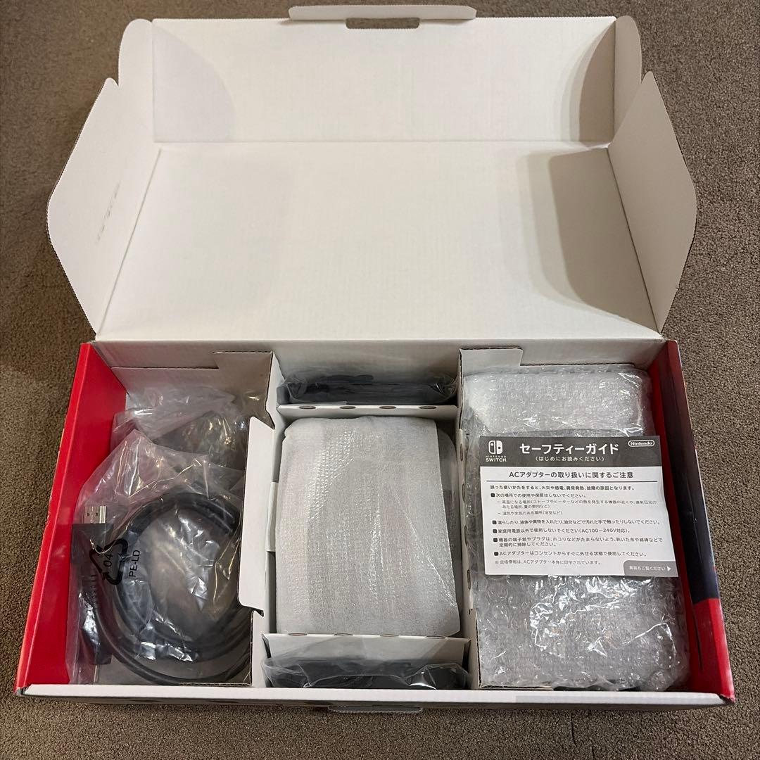 Nintendo Switch 本体 ドック付き　ブラック