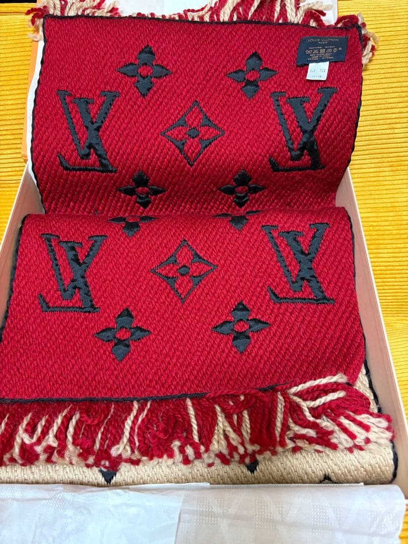 LOUIS VUITTON ルイヴィトン マフラー エシャルプ・ロゴマニア