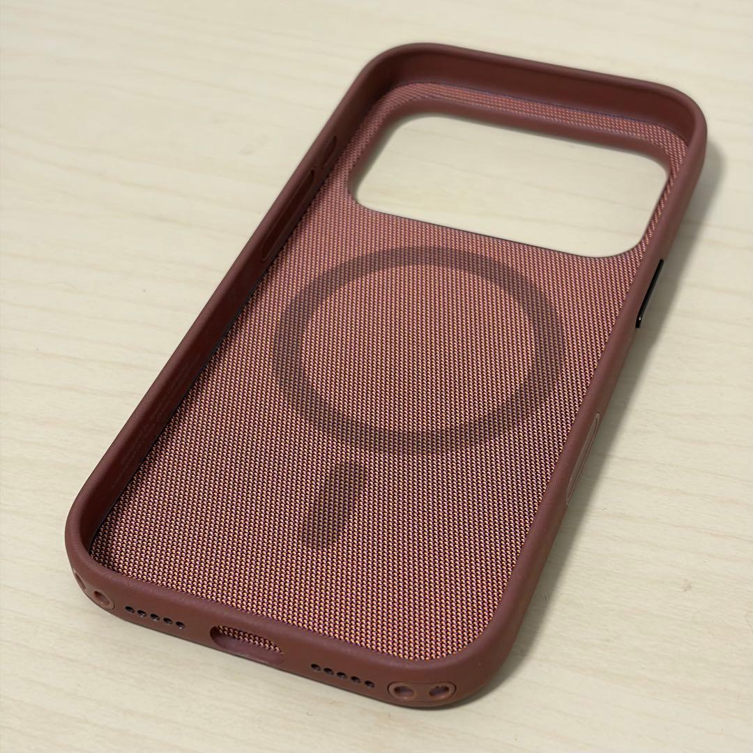 【美品iPhone17Pro純正 テックウーブンケース シエナMagSafe対応