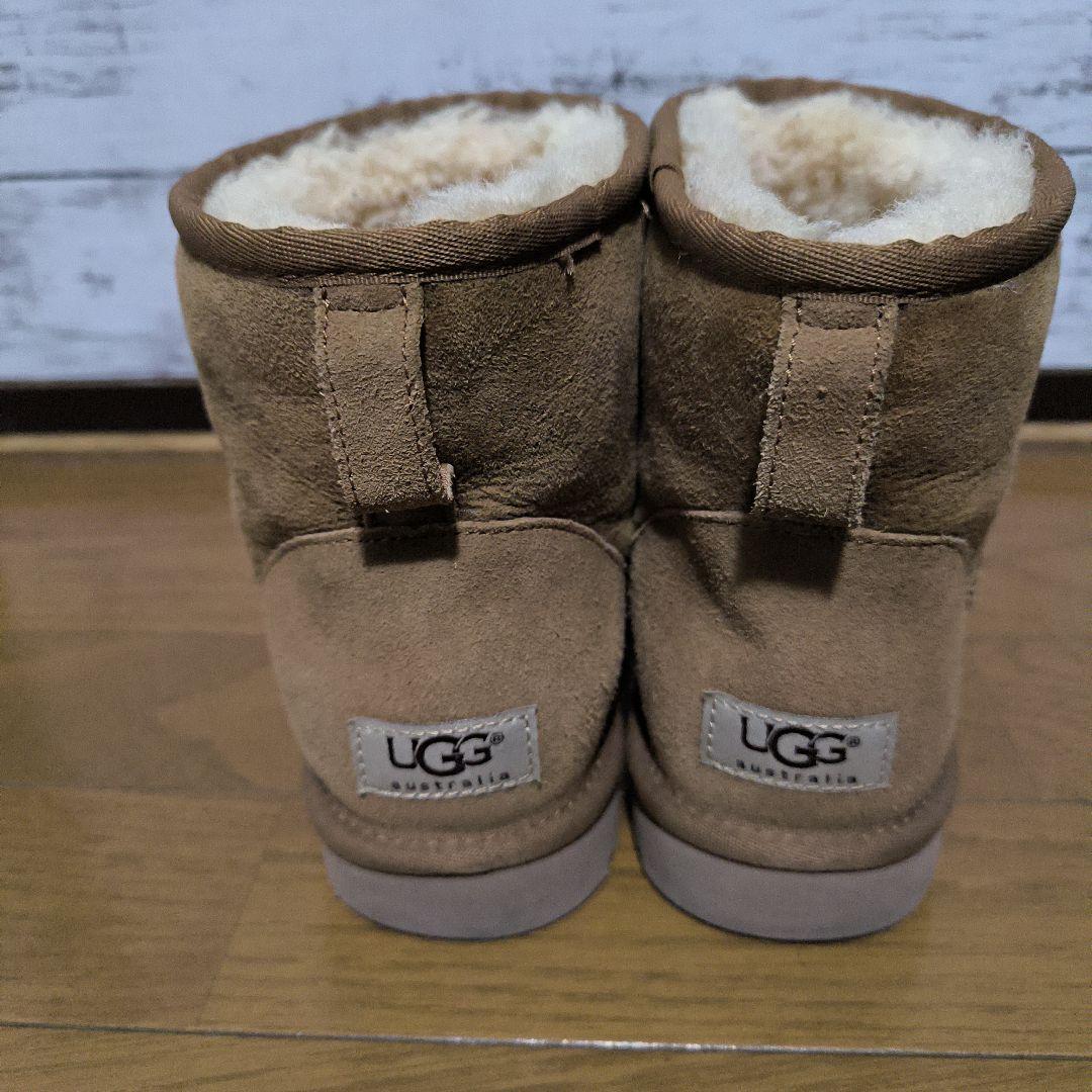 ズ*@様 美品　アグ　クラシックミニボンバー　ムートンブーツ