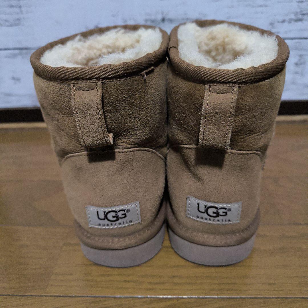ズ*@様 美品　アグ　クラシックミニボンバー　ムートンブーツ