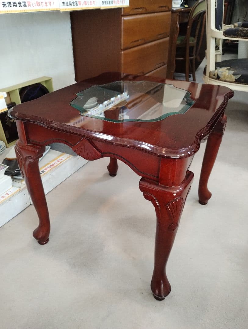 y　英国風ローテーブル　猫脚　ガラステーブル