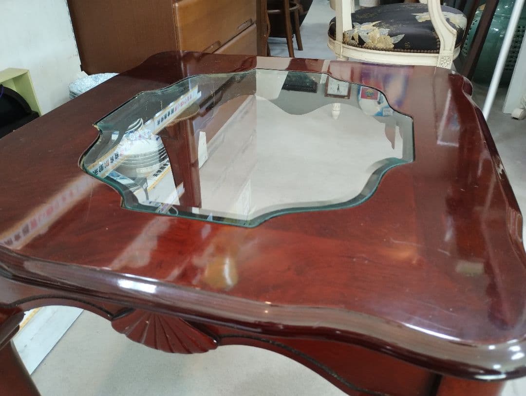 y　英国風ローテーブル　猫脚　ガラステーブル