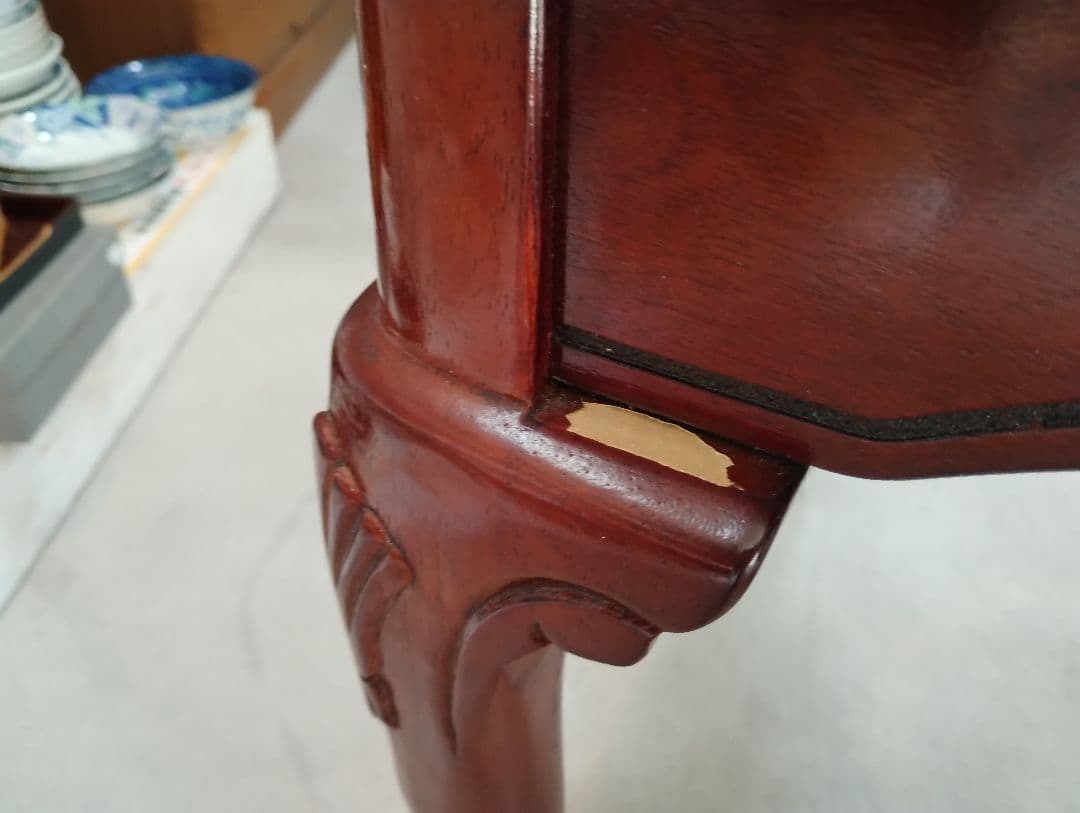 y　英国風ローテーブル　猫脚　ガラステーブル