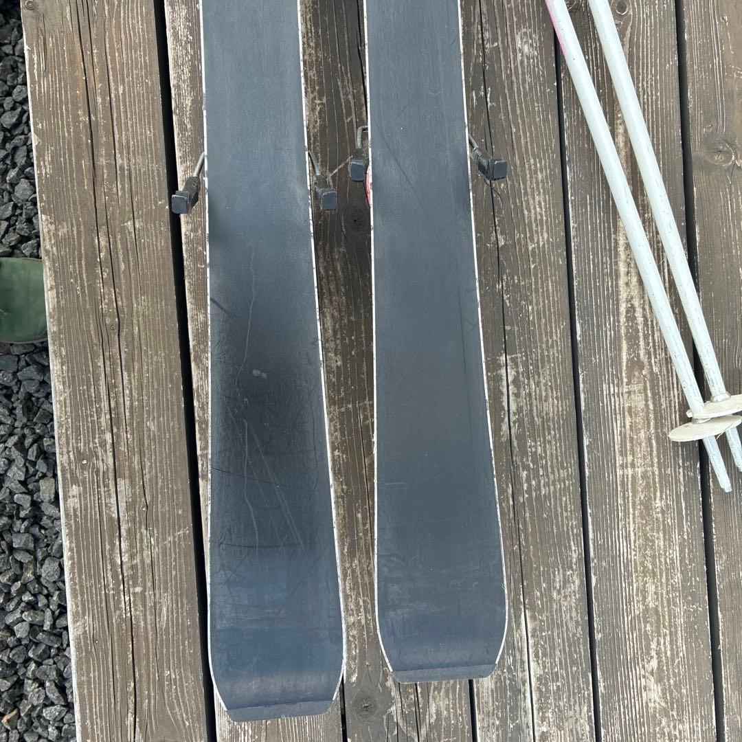 Atomic スキー板 ピンク/ホワイト