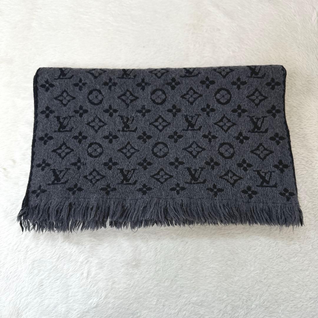 LOUIS VUITTON ルイヴィトン モノグラム クラシック マフラー