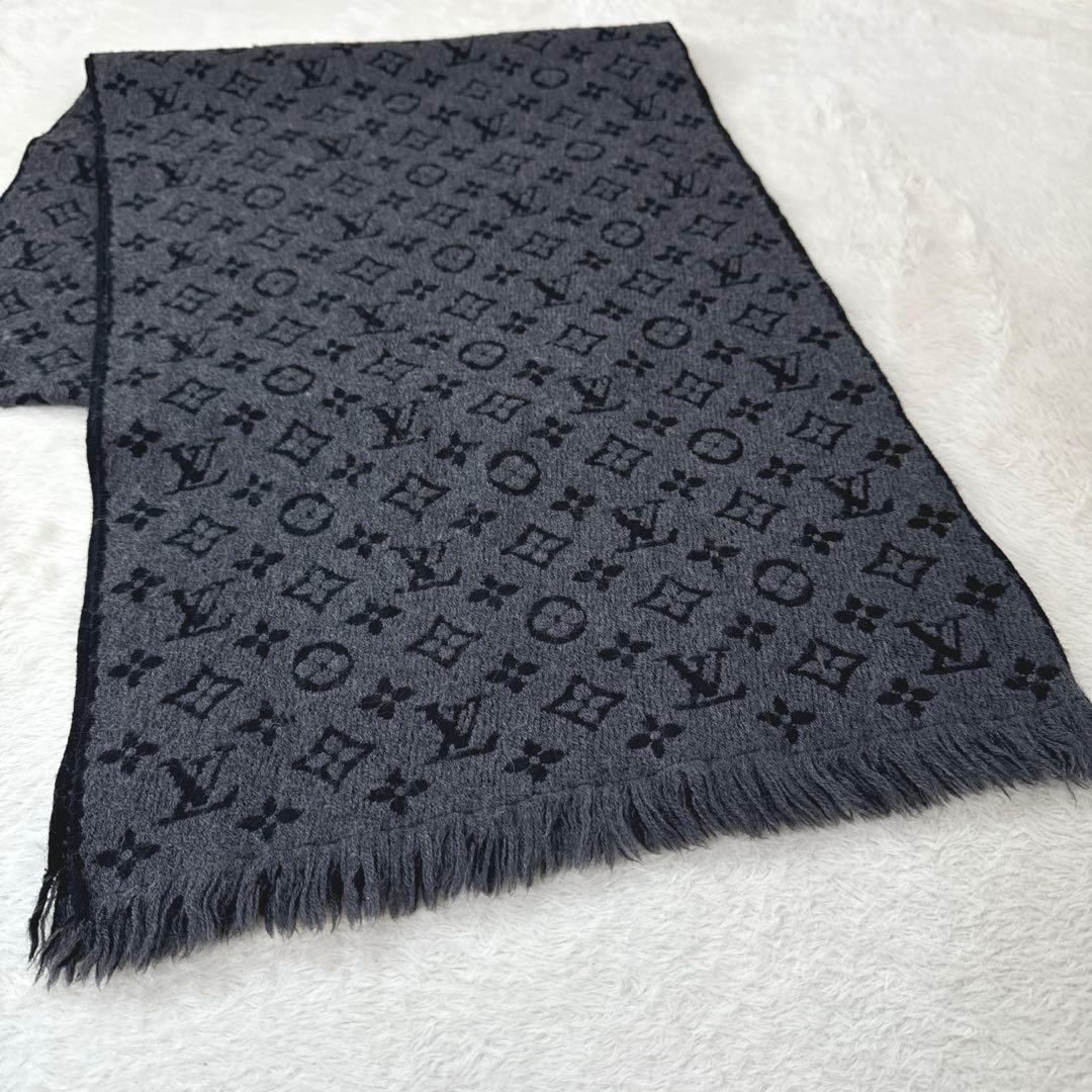 LOUIS VUITTON ルイヴィトン モノグラム クラシック マフラー