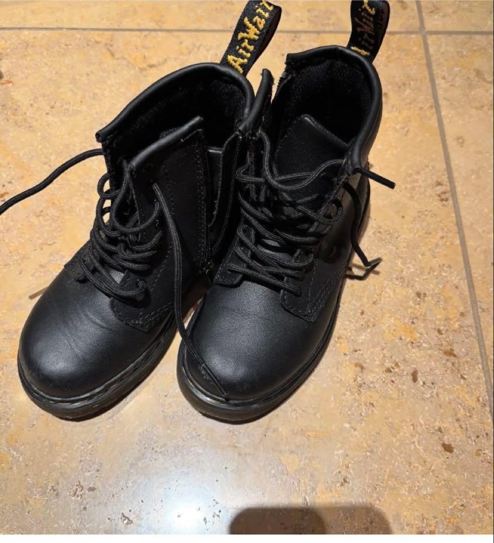 8.11.19.23 さかい　靴セット