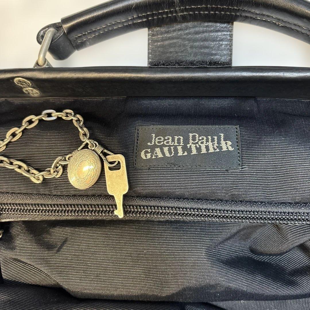 Jean Paul GAULTIER ブラックショルダーバッグ