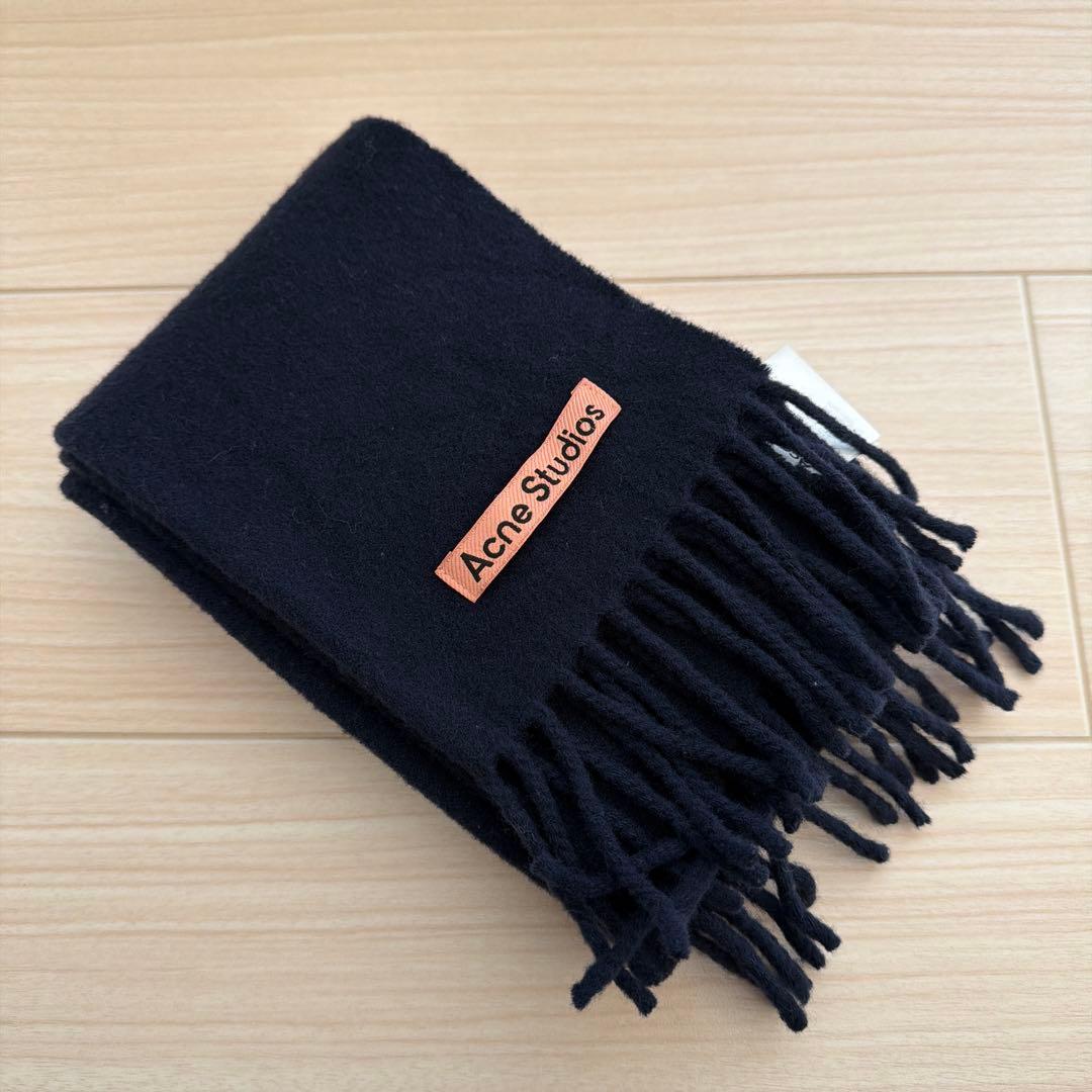 Acne studios マフラー ウール100% ネイビー