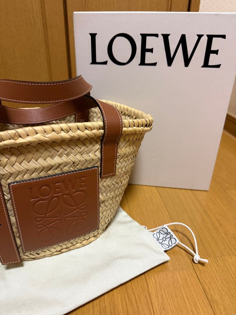 LOEWE かごバッグ ベージュ