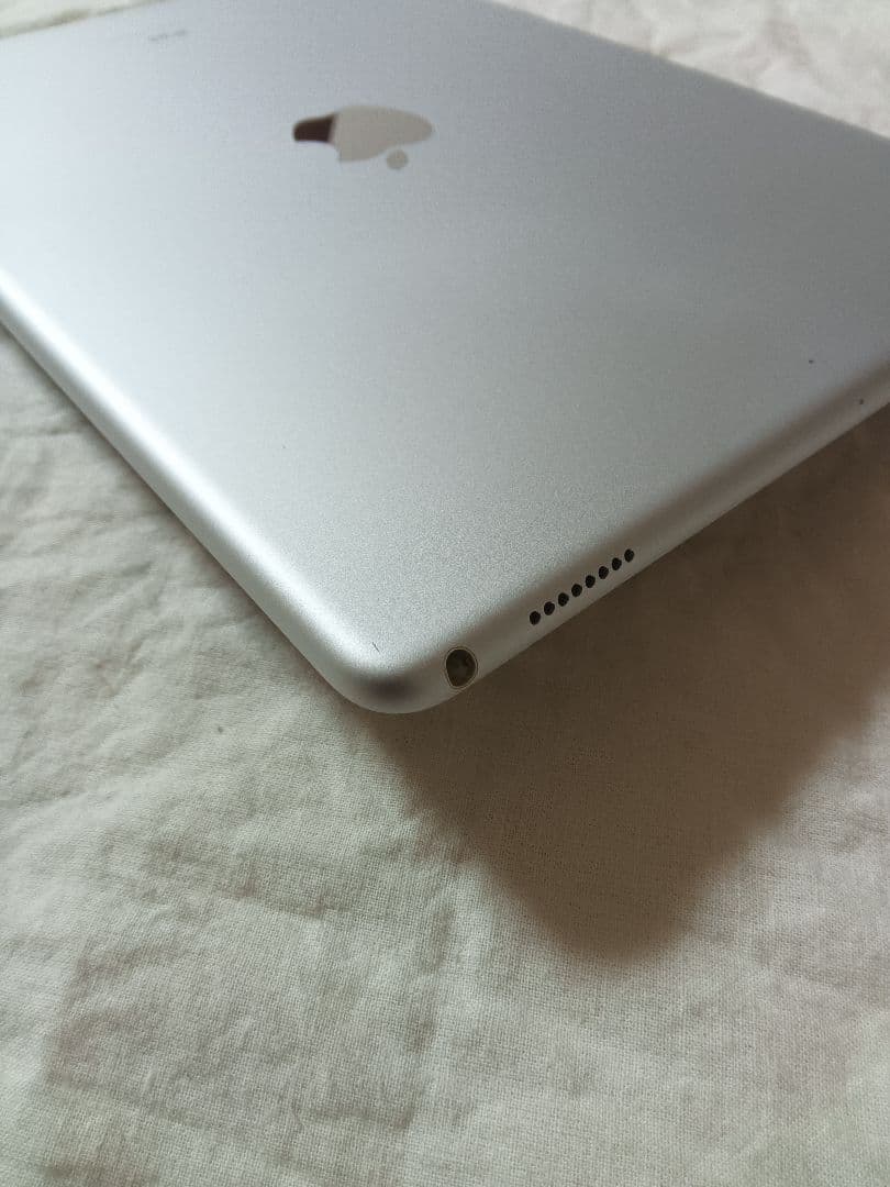 美品 iPad pro10.5 バッテリー70%