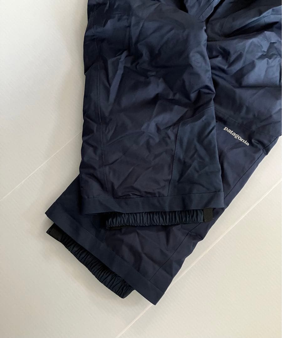 【新品未使用】patagonia ボーイズ・スノーショット・パンツ スノーウェア
