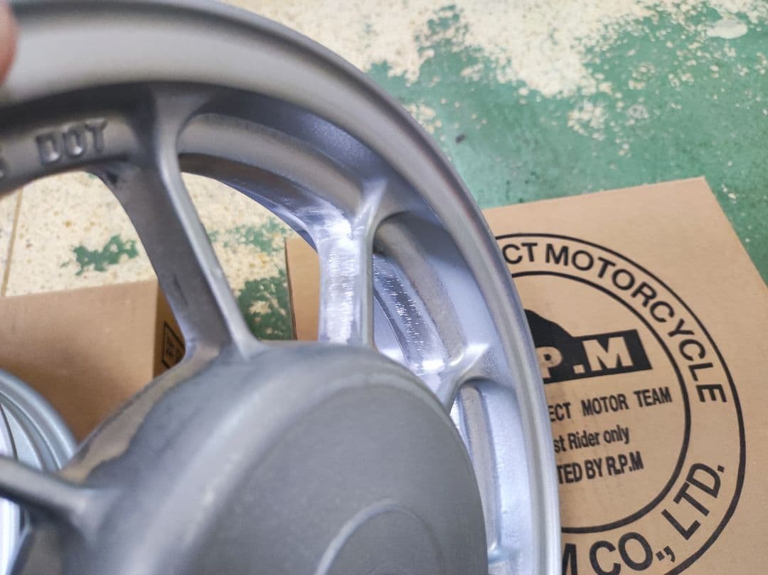 廃盤　レア　アドレスv125 RPM アルミ ホイール　10インチ　純正サイズ