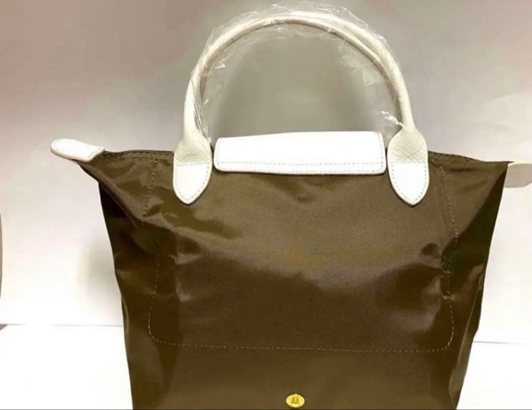 ロンシャン最新限定作 エッフェル塔S Military green(カーキ)