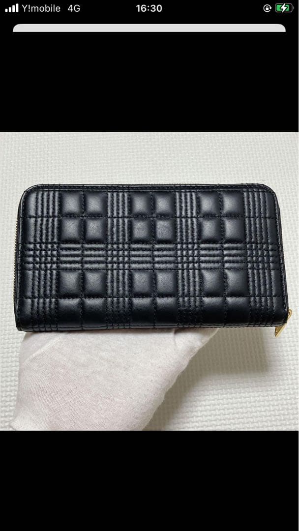 極美品　BURBERRY レザーラウンドジップ長財布　キルティング　黒　TBロゴ