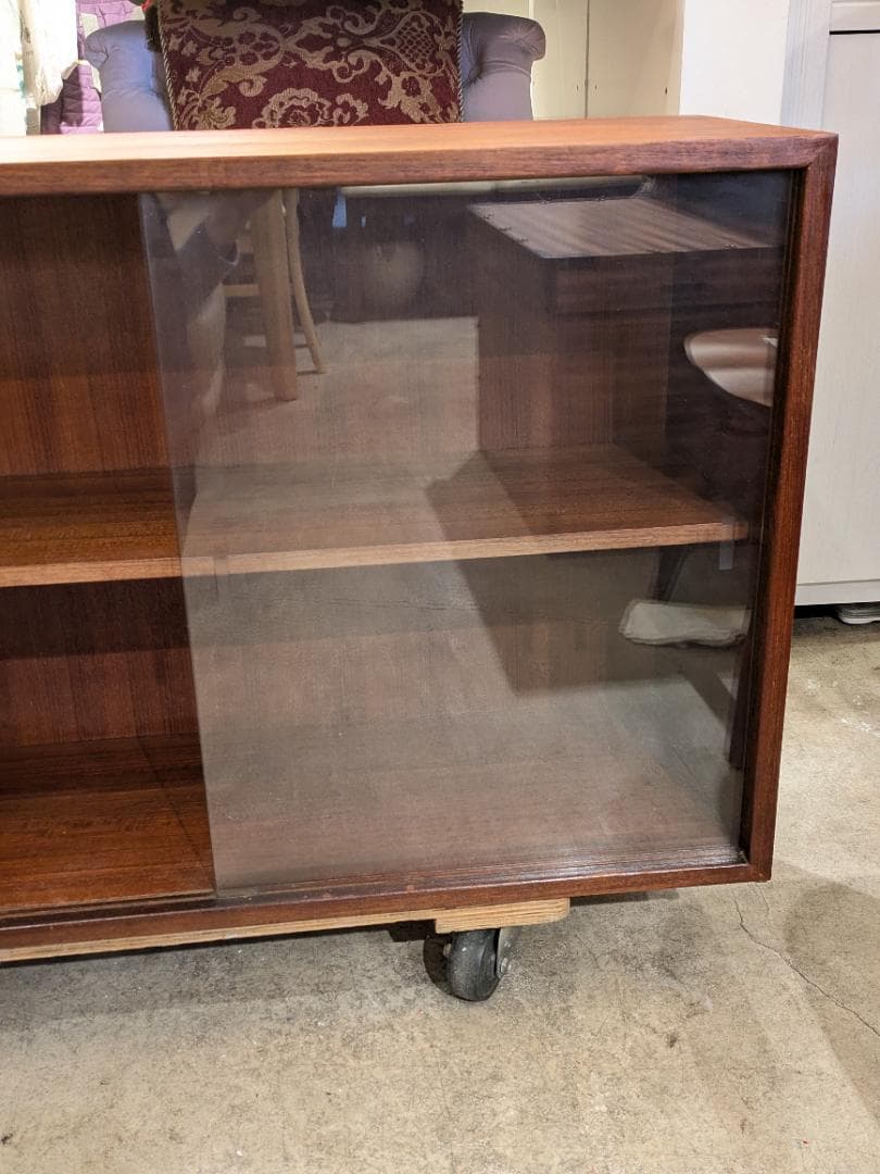 50%値下【希少】 ミッドセンチュリー チーク サイドボード キャビネット 無垢