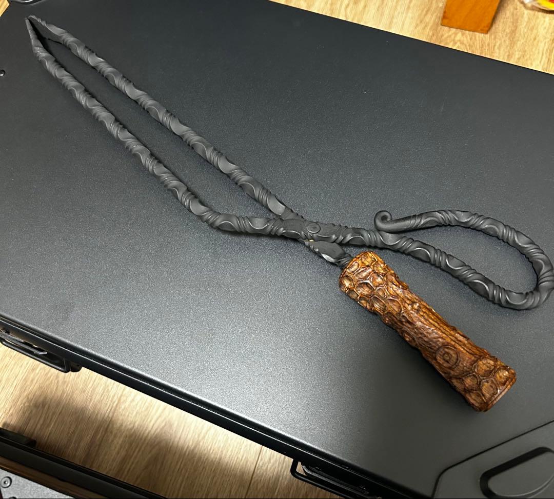 マウンテンソウル　薪バサミ