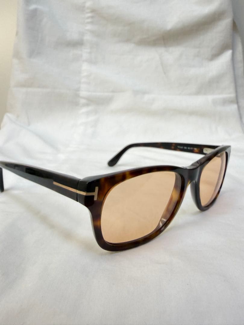 トムフォード TF5147ブラウンレンズ 52□17 メガネ サングラス　度なし