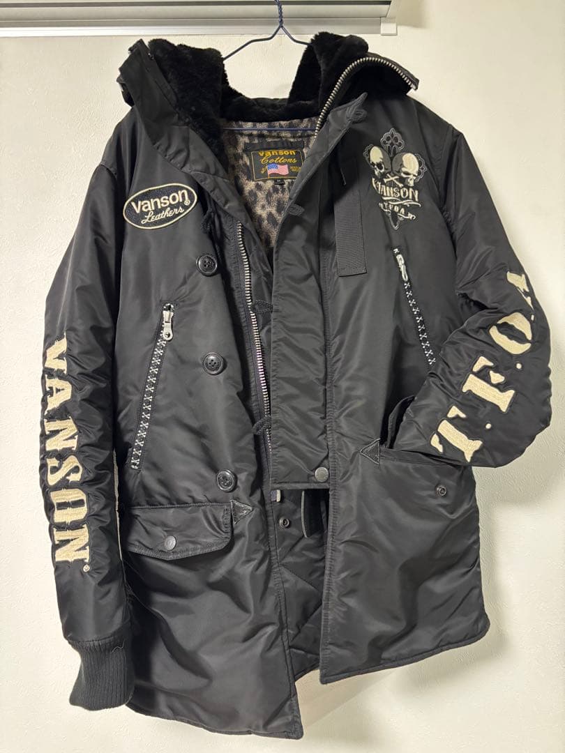 VANSON スカルプリント フード付きジャケット